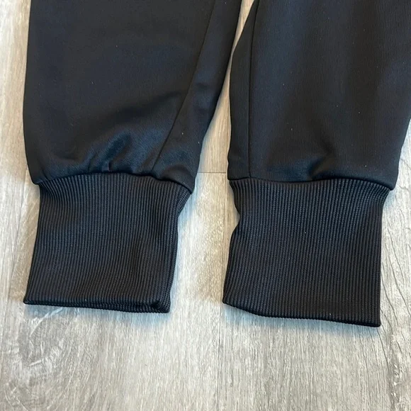 Under Armour Women's Black Joggers - Picture 5 of 8